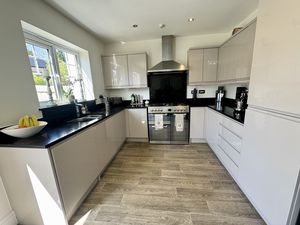 Open Plan Kitchen- click for photo gallery